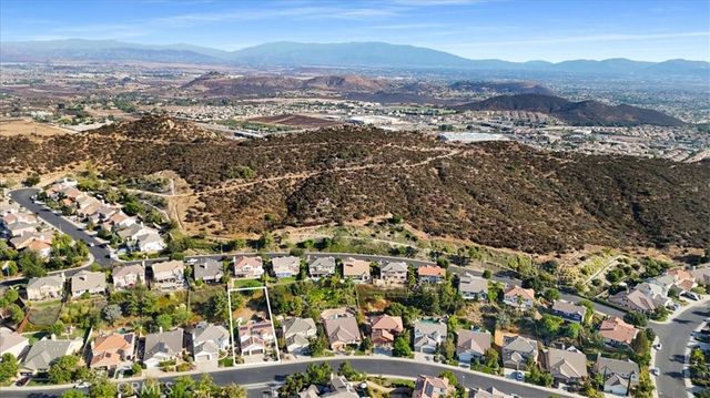 27569 Bottle Brush, Murrieta, CA 92562