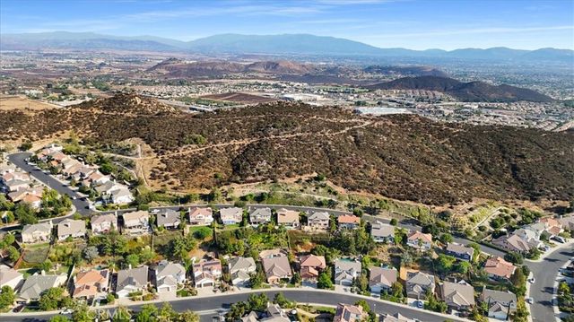 27569 Bottle Brush, Murrieta, CA 92562