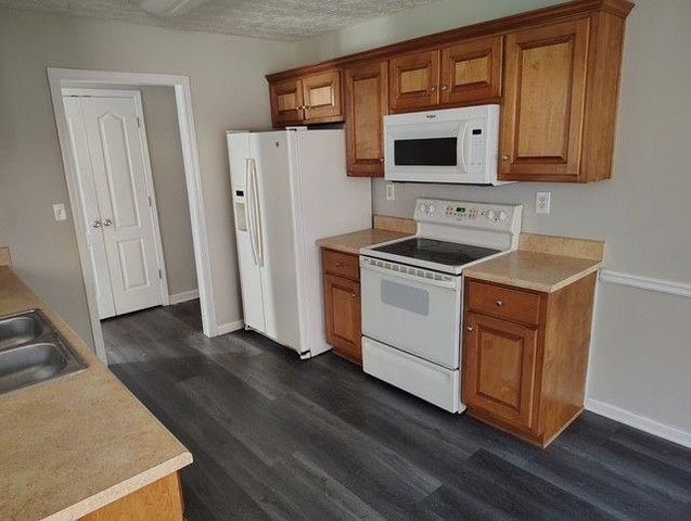 85 Hollow Court, Covington, GA 30016