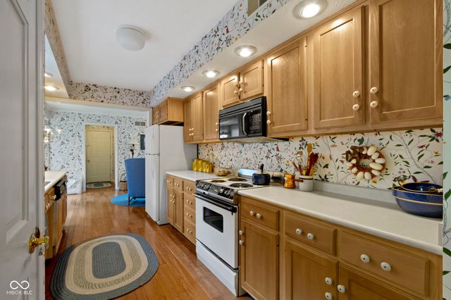 9321 Spring Forest Drive, Indianapolis, IN 46260