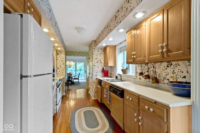 9321 Spring Forest Drive, Indianapolis, IN 46260