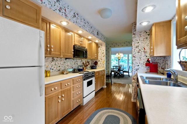 9321 Spring Forest Drive, Indianapolis, IN 46260