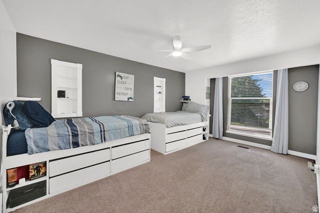 2796 W 5500 S, Roy, UT 84067