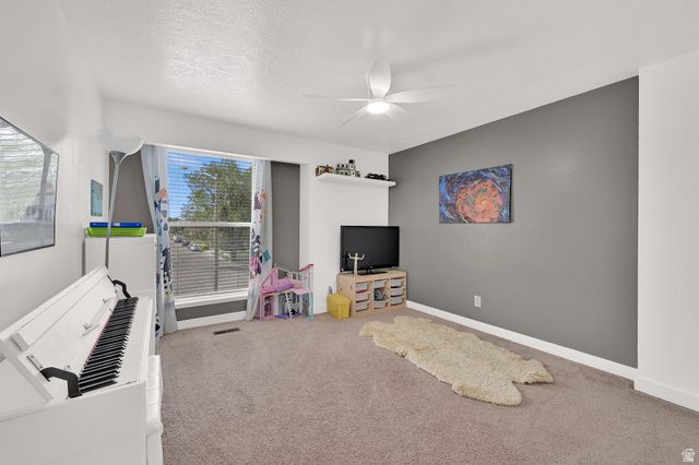 2796 W 5500 S, Roy, UT 84067