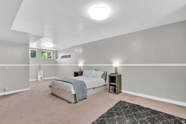 2796 W 5500 S, Roy, UT 84067