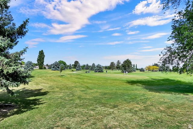2796 W 5500 S, Roy, UT 84067