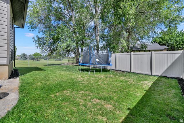 2796 W 5500 S, Roy, UT 84067