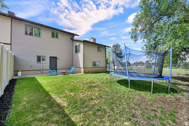 2796 W 5500 S, Roy, UT 84067