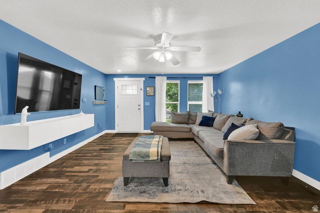 2796 W 5500 S, Roy, UT 84067