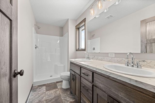 885 Watertown Avenue, Delano, MN 55328