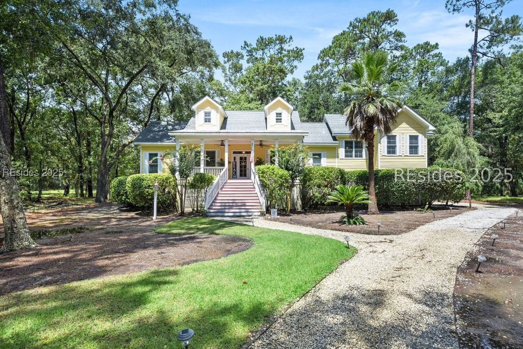 109 Primrose Ln, Daufuskie Island, SC 29915