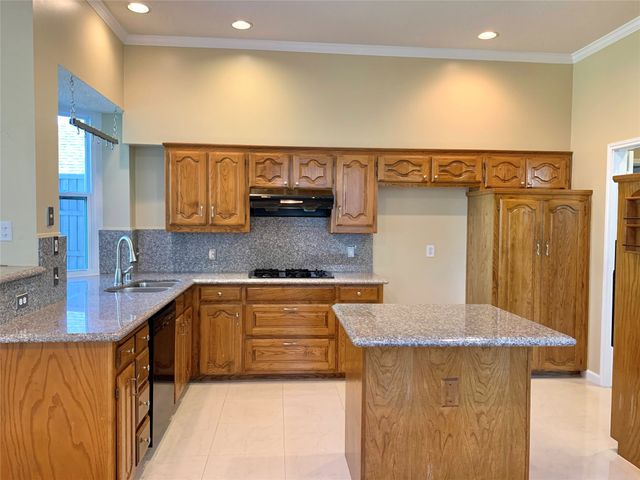 1410 Indian Lake Trail, Carrollton, TX 75007