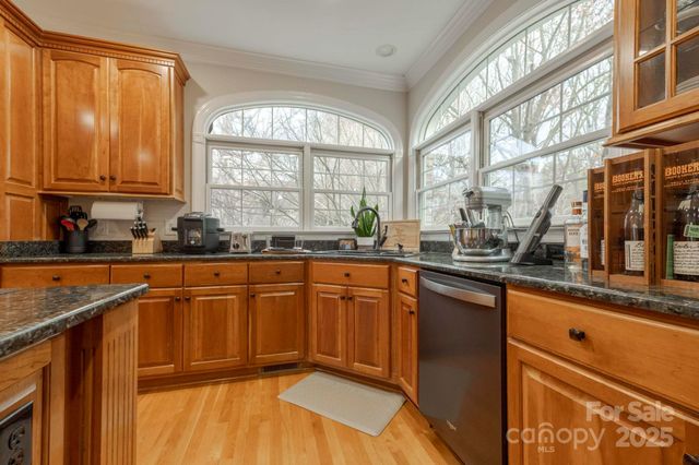 510 SE Stonecroft Court SE 32, Lenoir, NC 28645