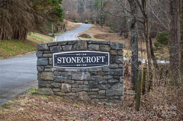 510 SE Stonecroft Court SE 32, Lenoir, NC 28645