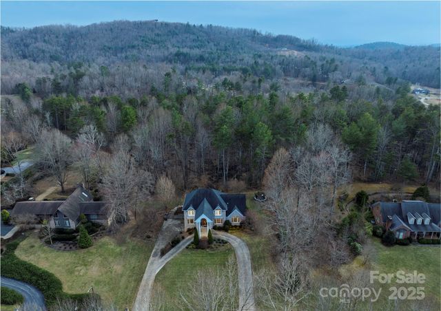 510 SE Stonecroft Court SE 32, Lenoir, NC 28645