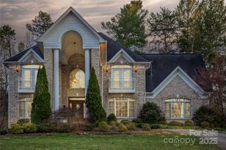 510 SE Stonecroft Court SE 32, Lenoir, NC 28645