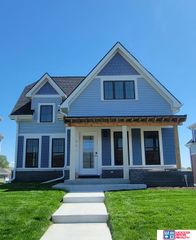 801 Penrose Drive, Lincoln, NE 68521