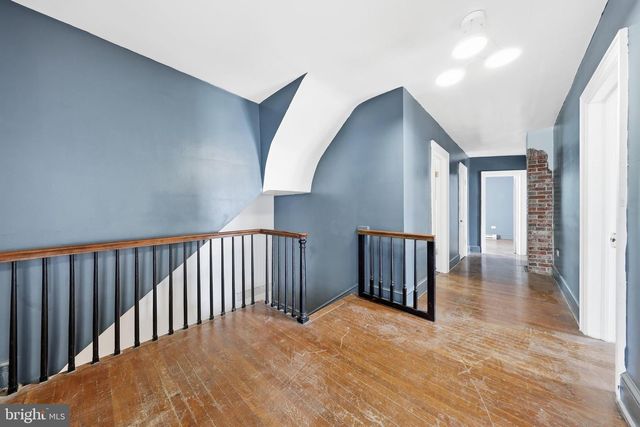 800 W KING, Martinsburg, WV 25401