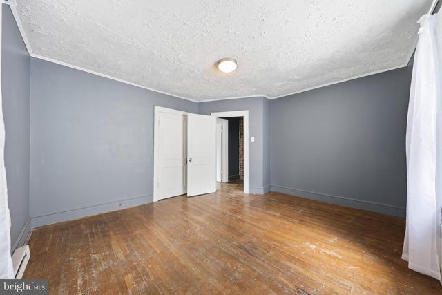 800 W KING, Martinsburg, WV 25401