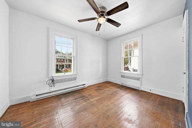 800 W KING, Martinsburg, WV 25401