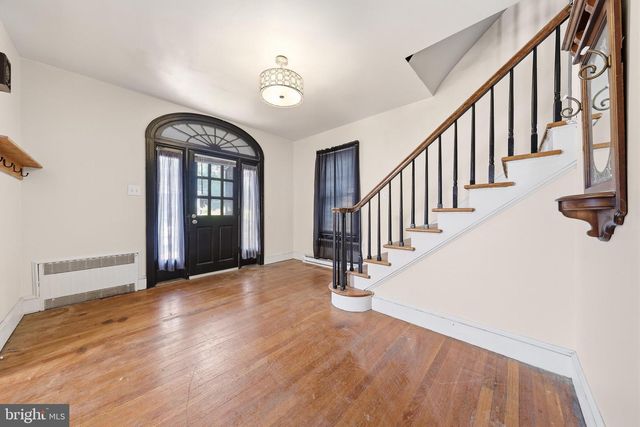 800 W KING, Martinsburg, WV 25401
