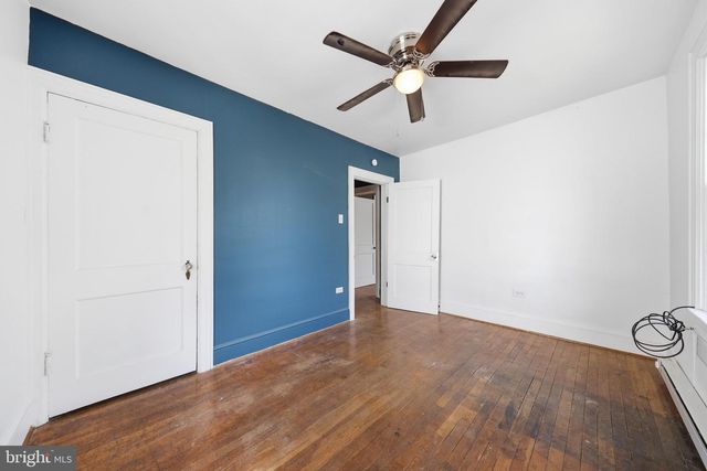 800 W KING, Martinsburg, WV 25401