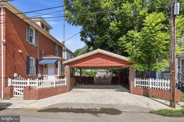 800 W KING, Martinsburg, WV 25401