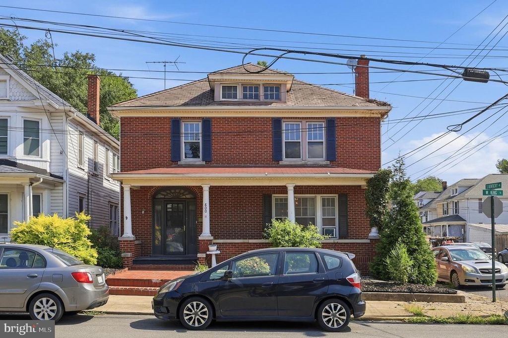 800 W KING, Martinsburg, WV 25401