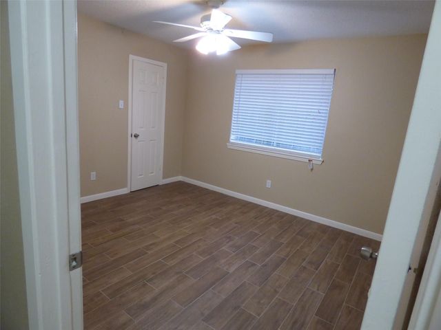 1242 Park Lane, Katy, TX 77450
