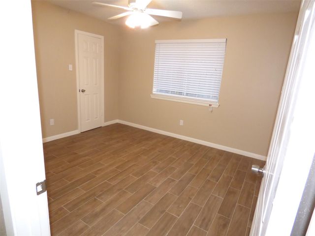 1242 Park Lane, Katy, TX 77450