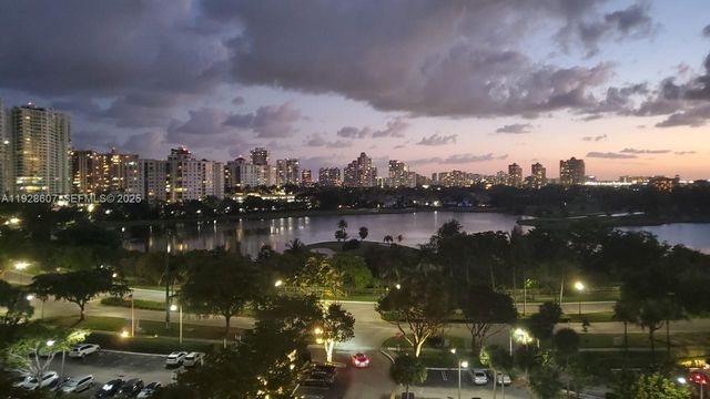 3701 N Country Club Dr 1004, Aventura, FL 33180