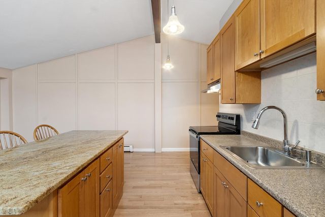 103 Elmcrest Road 103, North Andover, MA 01845