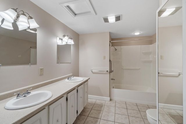 103 Elmcrest Road 103, North Andover, MA 01845