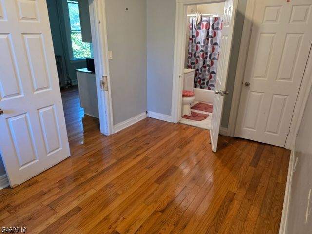 9 S 17Th St, East Orange City, NJ 07018