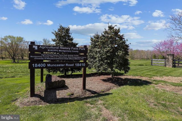 17200 FOUNDERS MILL DR, Rockville, MD 20855