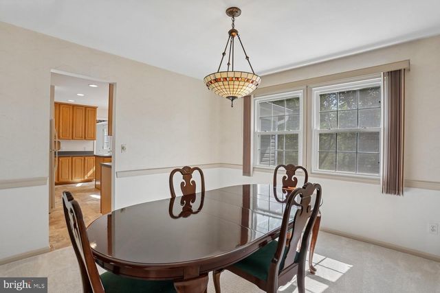 17200 FOUNDERS MILL DR, Rockville, MD 20855