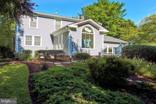 17200 FOUNDERS MILL DR, Rockville, MD 20855