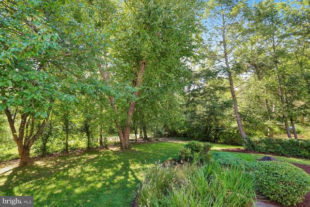 17200 FOUNDERS MILL DR, Rockville, MD 20855