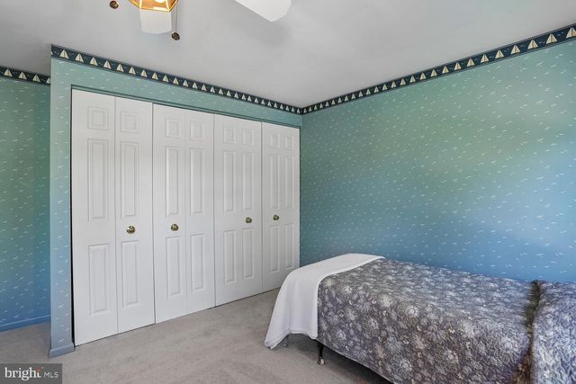 17200 FOUNDERS MILL DR, Rockville, MD 20855