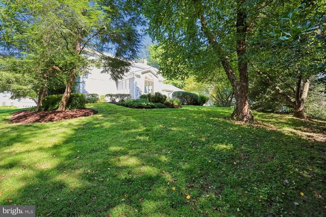 17200 FOUNDERS MILL DR, Rockville, MD 20855