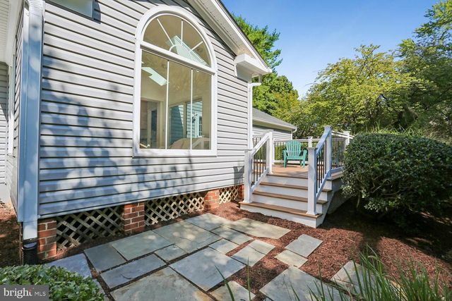 17200 FOUNDERS MILL DR, Rockville, MD 20855