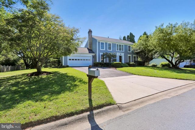 17200 FOUNDERS MILL DR, Rockville, MD 20855