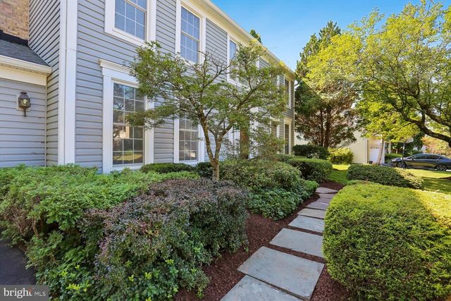 17200 FOUNDERS MILL DR, Rockville, MD 20855