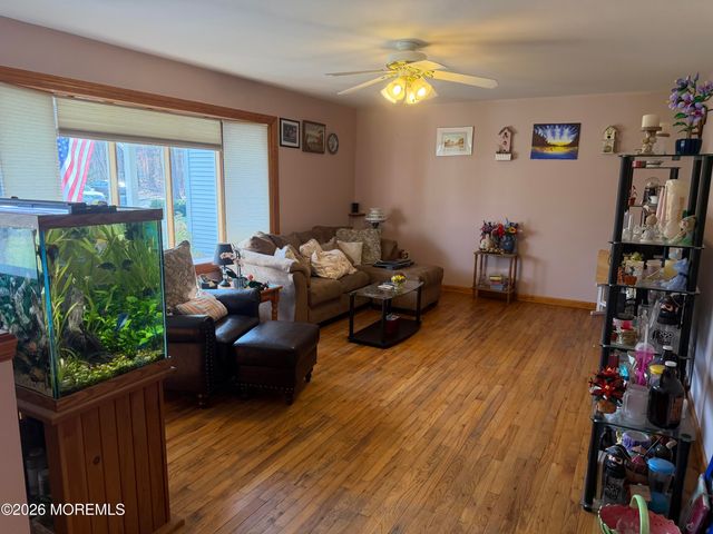 34 N 6th Street 2, Manchester, NJ 08759
