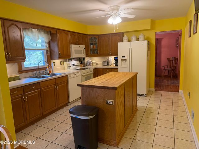 34 N 6th Street 2, Manchester, NJ 08759
