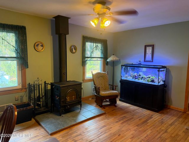 34 N 6th Street 2, Manchester, NJ 08759