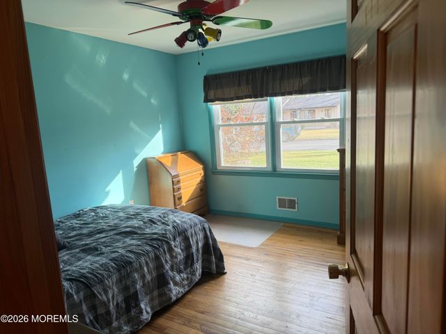 34 N 6th Street 2, Manchester, NJ 08759