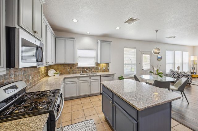 2819 Empire Oaks Lane, Katy, TX 77494