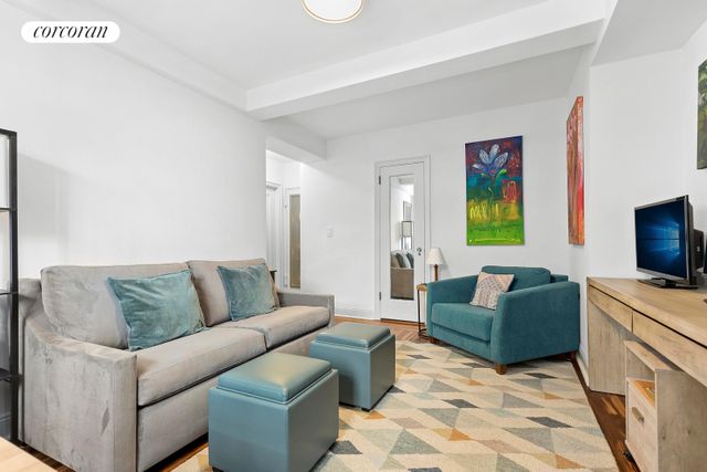 5 Tudor City Pl Apt 1910, New York City, NY 10017