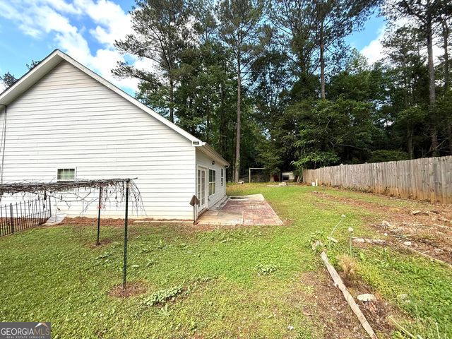 4831 Oak Path, Stone Mountain, GA 30088
